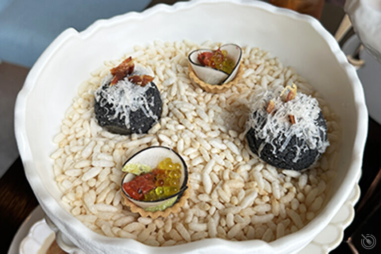 シンガポール最高峰！SKAIで絶景アフタヌーンティー | JointRestaurant