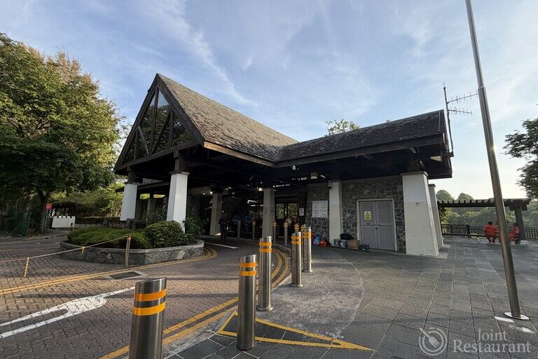 ここは本当にシンガポール？大自然と釣りとシーフードランチの離島冒険